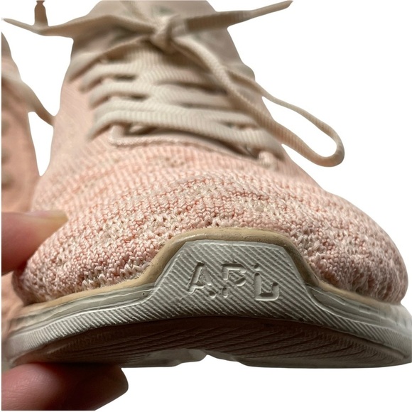 APL Techloom Phantom Blush Cream Lightweight Sneakers Size 6 - Picture 8 of 12